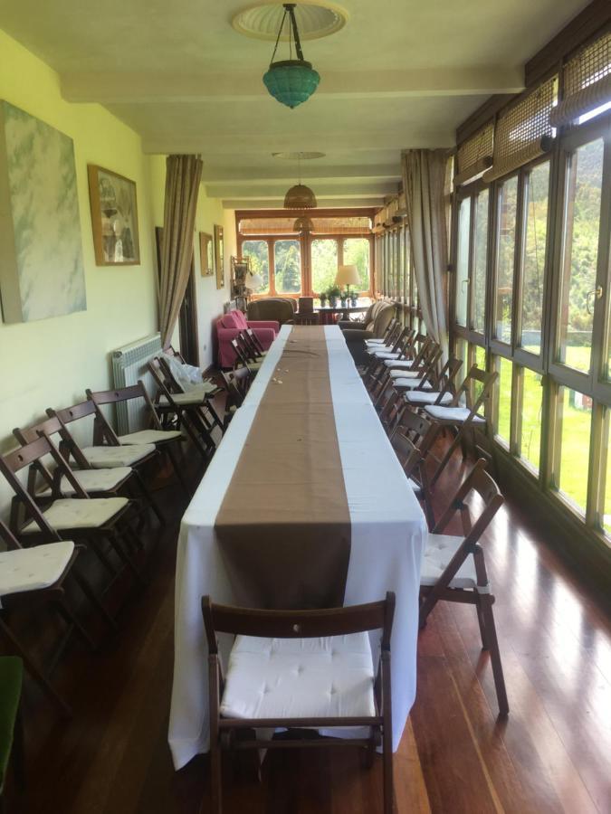La Cochera de Somao, casona de tipología indiana Somado Exterior foto